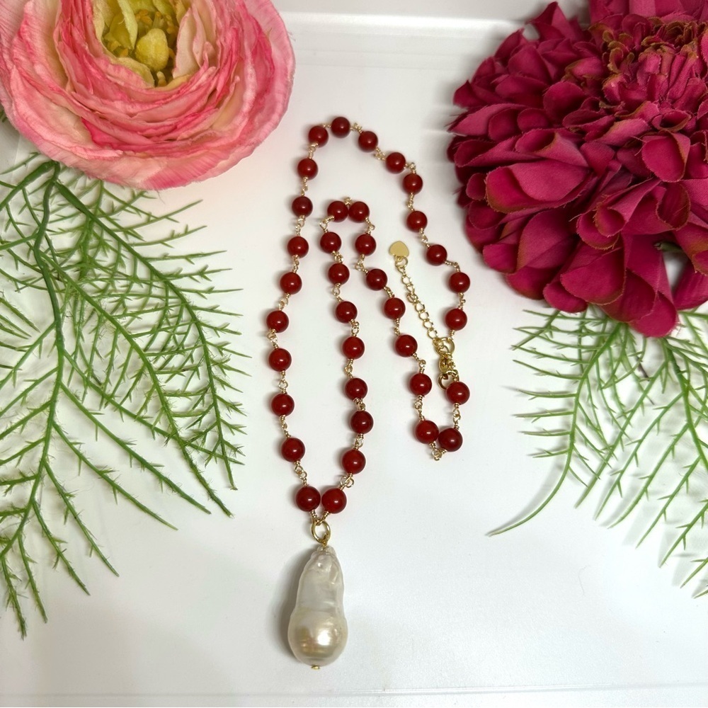 NEW⚜️Red Jade & Freshwater Pearl Handmade Necklace - Picture 3 of 7